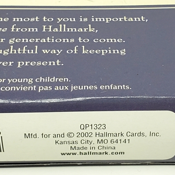 Hallmark The Family Tree Home Family Memories Photo Holder Frame Ornament QP1323 - Picture 9 of 9